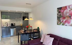 Lilie Appartement In Heviz Mit Tiefgarage, New And Modern